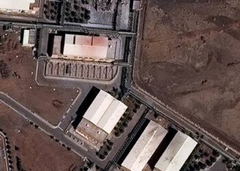  Irán acusa a Estados Unidos de haber atacado el sitio de construcción de una central nuclear