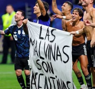 La FIFA anuncia un procedimiento contra Argentina por «mensajes políticos» en el Mundial