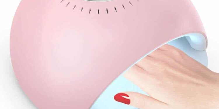 Las lámparas de uñas bajo sospecha: riesgos ocultos para la piel