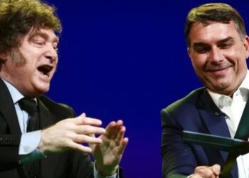 Milei fue a Brasil para insultar a Lula, Monteolivia mandó al frente  a los agentes encubiertos