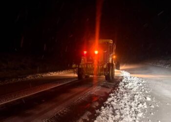 Nieve complica la circulación en las rutas 40 y 26 de Chubut