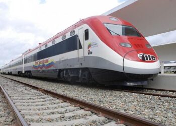 Venezuela reanuda el transporte tras los terremotos
