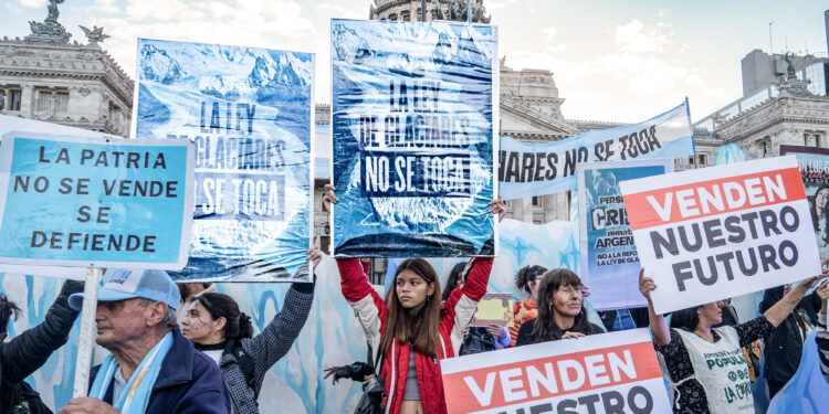 A tres meses de la reforma de la Ley de Glaciares, el conflicto espera resolución en tribunales