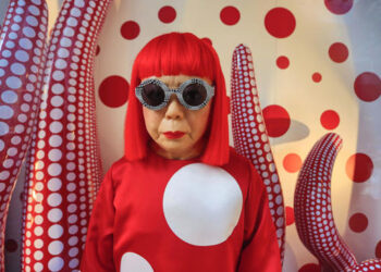 Muere Yayoi Kusama a los 97 años, la reina de los lunares