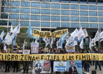 Protesta contra Mercado Libre por las tasas