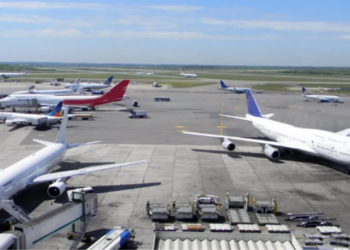 Tres días sin Aeroparque con vuelos reprogramados y regreso previsto para el viernes