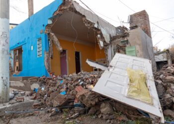 El Municipio demolió una vivienda usurpada en barrio Ceferino