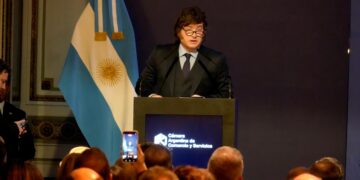 Milei, cada día más alejado de la realidad