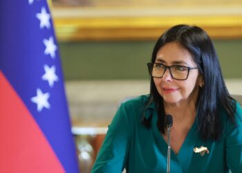 Venezuela: El diálogo entrega su primer resultado tangible: 131 excarcelaciones a dos días del cierre del primer ciclo