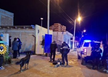 Vecinos detuvieron a un hombre acusado de intentar robar en un comercio de Comodoro