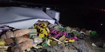 Vuelco de un camión en la Ruta 3
