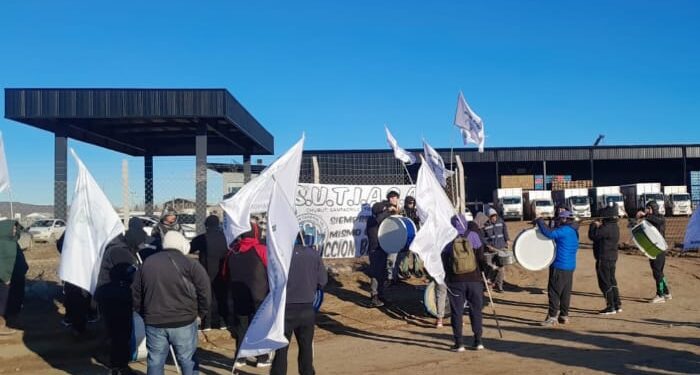 Retención de servicio en Quilmes Comodoro