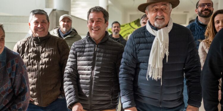 Macharashvili recorrió junto a Luque el Centro de Encuentro del Abel Amaya