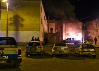 Investigan posible incendio intencional en las 1008 Viviendas