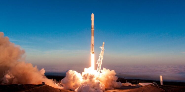 Nuevo capítulo en la exploración espacial, un cohete de SpaceX impactará en la Luna