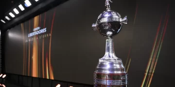Platense busca los cuartos de final