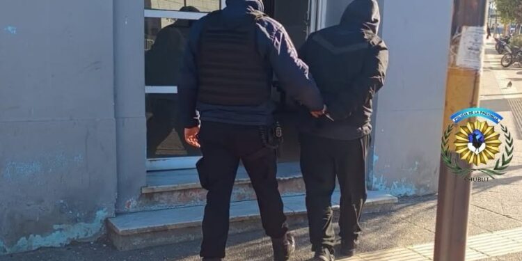 Detuvieron a un hombre con pedido de captura en la Terminal de Comodoro