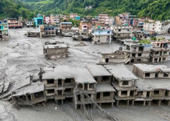 Inundaciones en Nepal dejan hasta el momento 903 muertos y más de 4.200 desaparecidos