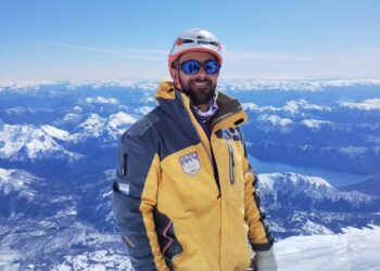 Un guía de montaña denunció que un guardia extranjero le impidió subir al cerro Ezpeleta