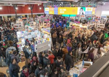 La Feria Internacional del Libro ofrece una maratón de actividades para disfrutar este sábado en Comodoro