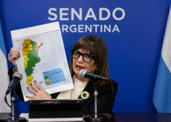 Milei cada vez más nervioso, Bullrich modificó ley de tierras para acercar a los gobernadores