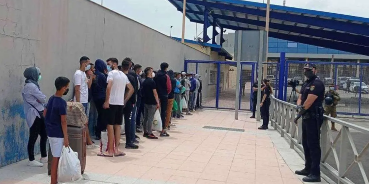 Más de 600 migrantes regresaron voluntariamente a Marruecos desde Ceuta