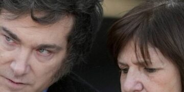 Milei y Bullrich a los gritos, Caputo fuera de la comunicación del Gobierno