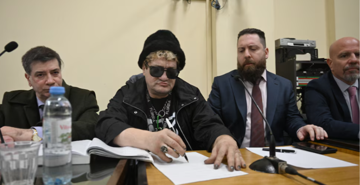 Pity Álvarez se quedó dormido en la primera audiencia del juicio por homicidio