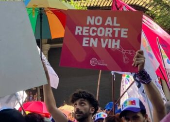 Alarma por recortes a nivel mundial en sistemas de salud disparan los casos de VIH
