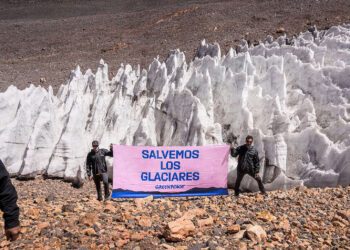 Greenpeace apeló el procesamiento de 12 activistas por protesta pacífica en defensa de los glaciares