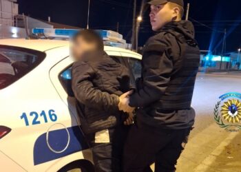 Detuvieron a un hombre tras ingresar a una vivienda en el barrio Pueyrredón