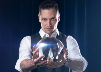 Agustín Canolik presenta “Misterios Mentales” en Comodoro Rivadavia