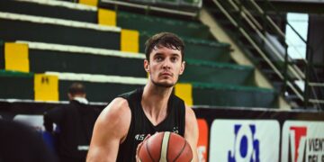 Benjamin Stevens ya entrenó con Gimnasia y se prepara para su debut en la Liga Nacional