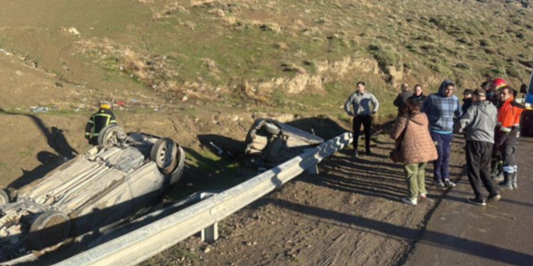 Doble vuelco en Ruta 3