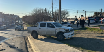 Choque en avenida Rivadavia dejó un conductor lesionado