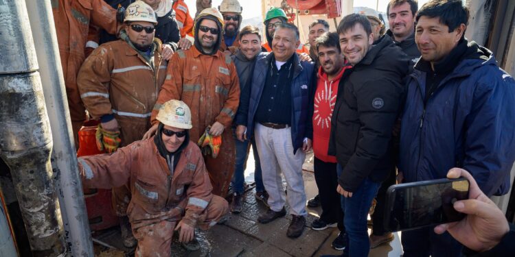 Torres destacó la «reactivación y la proyección productiva de la industria hidrocarburífera»
