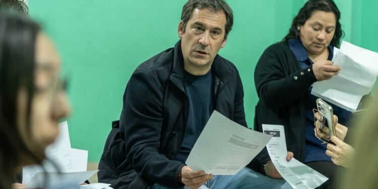 Luque se reunió con vecinos por los aumentos en las facturas de gas