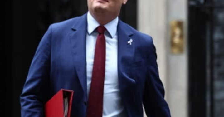 Ministro de Defensa británico replica a Milei que las islas disputadas son del Reino Unido