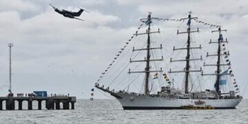 La Armada sortea lugares para recibir a la Fragata Libertad