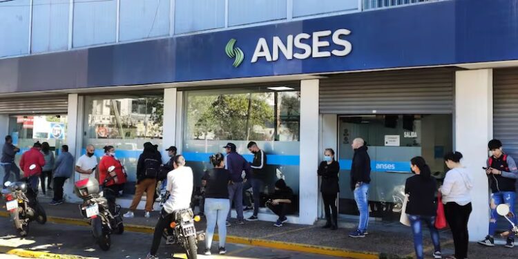 Presupuesto 2027: el Gobierno propone eliminar la actualización automática de la AUH