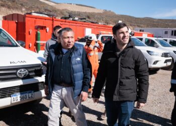 Ávila encabezó junto al Gobernador la recorrida donde se reactivó la Perforación en ‘El Tordillo’