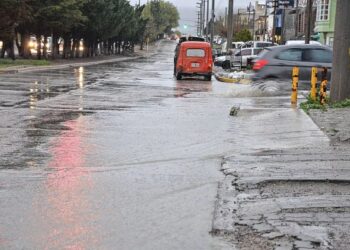 Jueves gris y lluvioso en Comodoro: rige alerta amarilla y se esperan fuertes lluvias