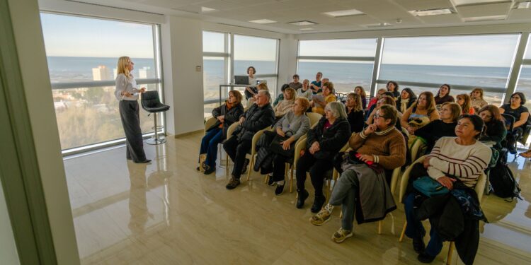 INECO Comodoro lanza encuesta sobre salud cerebral en el Día Mundial del Alzheimer