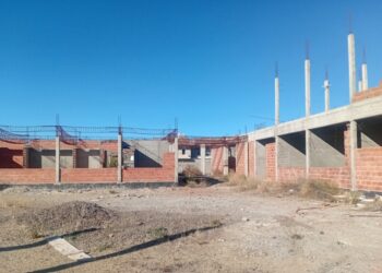 Provincia reactiva la obra de la Escuela 7717 de Comodoro y comienza a saldar un reclamo de larga data
