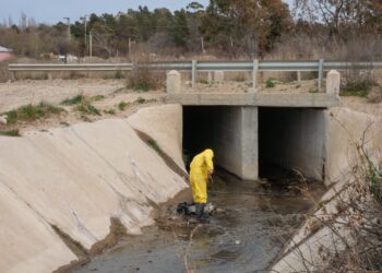 Se intensifican los trabajos de mantenimiento de pluviales ante el alerta por fuertes lluvias