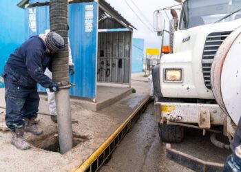 Continúan los operativos de limpieza en canales y desagües por el pronóstico de mal tiempo