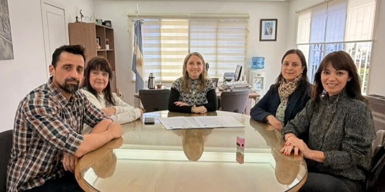 Rada Tilly y la UNPSJB fortalecen su vínculo con nuevos convenios en salud e investigación