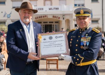 El Liceo Militar General Roca celebró sus 60 años con un acto en Comodoro