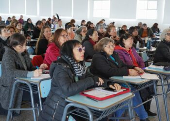 Más de 80 cuidadores participaron de una capacitación sobre Alzheimer en Comodoro