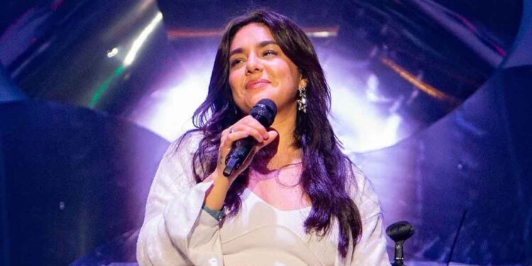 Ángela Leiva enfrenta un conflicto judicial y no puede cantar sus hits